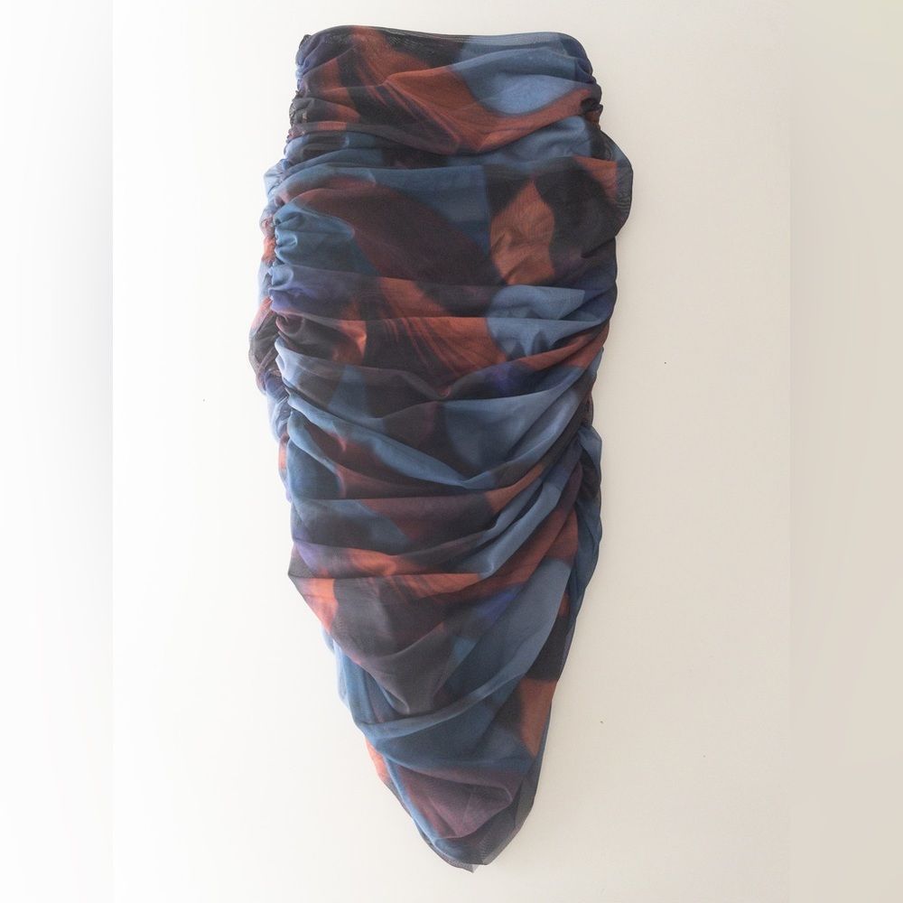 ZARA WOMAN NWT FW22 RED/ NAVY PRINTED TULLE SKIRT MEDIUM 5039/827 017/009 - Picture 3 of 9